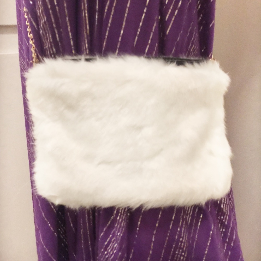 White Faux Fur Crossbody Bag - Picture 2 of 8